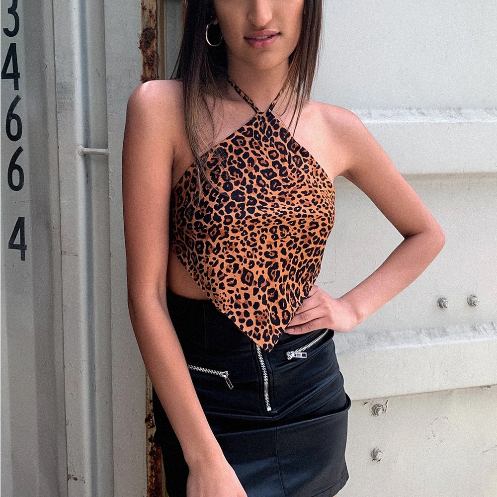 That’s So Fetch Bandit Crop - Brown Leopard